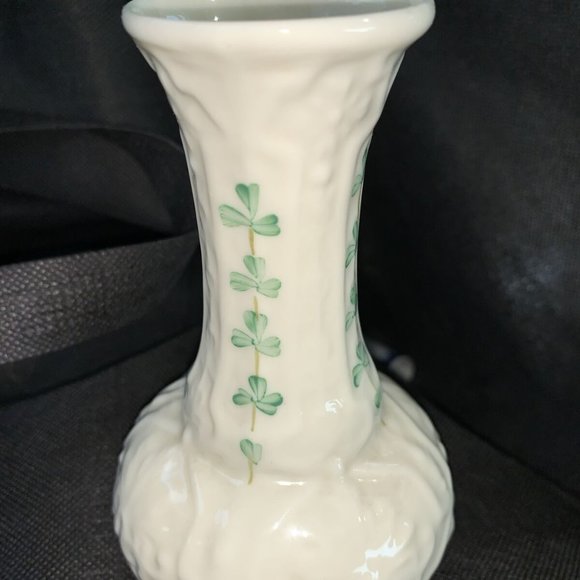 Belleek Shamrock Raised Design Spill Vase (7th Mark)
